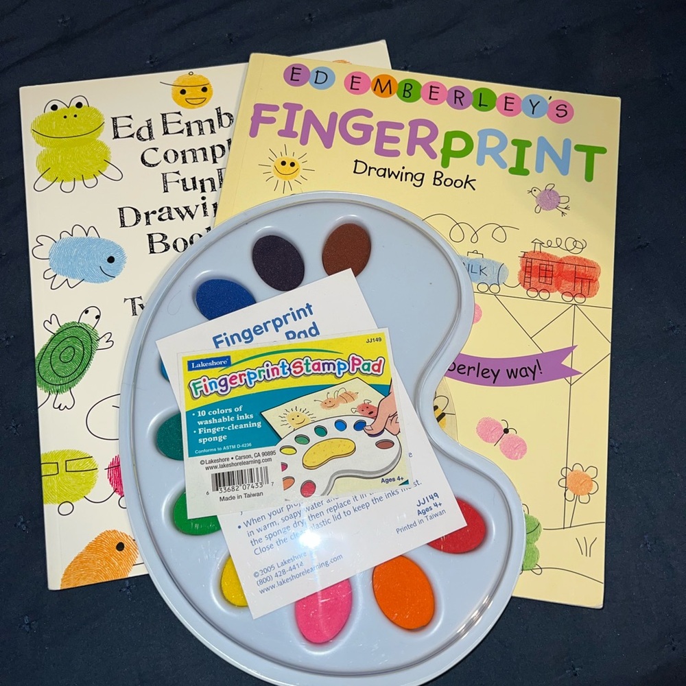 Ed Emberley’s Finger Print Set of Books & Finger Stamp Pad NWOT